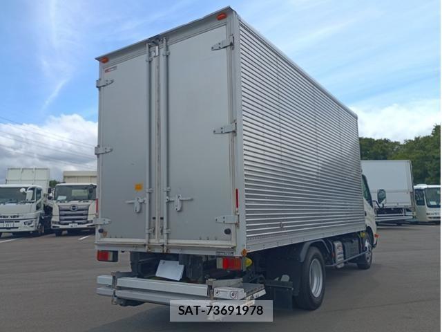 Hino DUTRO 2022-03 7250558-2