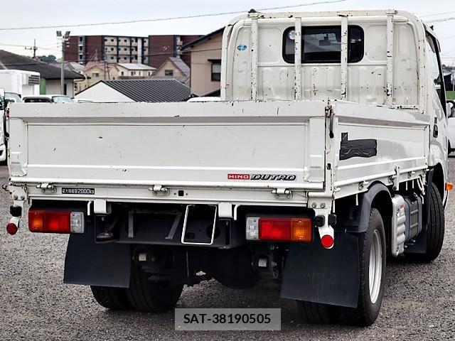 Hino DUTRO 2022-03 7250581-2