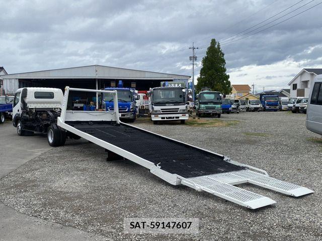 Hino DUTRO 2008-09 7250599-12