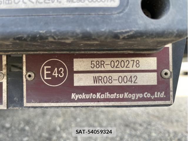 Hino DUTRO 2020-07 7271832-16