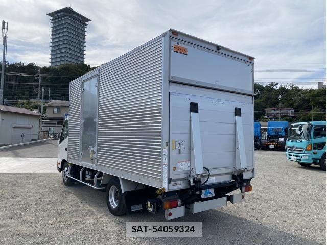 Hino DUTRO 2020-07 7271832-1