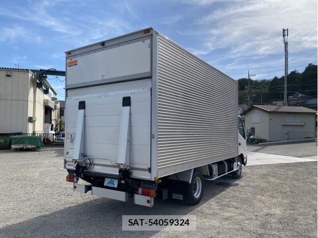 Hino DUTRO 2020-07 7271832-3