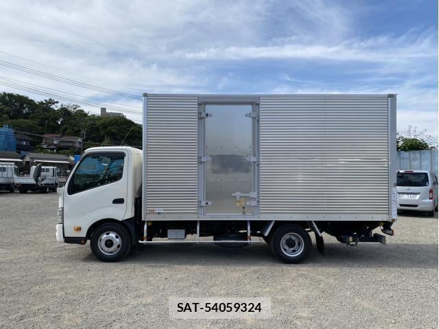 Hino DUTRO 2020-07 7271832-5