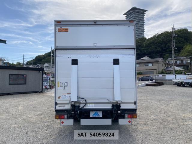 Hino DUTRO 2020-07 7271832-6