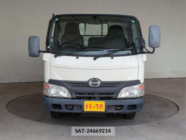 Hino DUTRO 2014-10 7271833-14