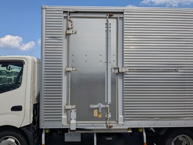 Hino DUTRO 2021-01 7306666-12
