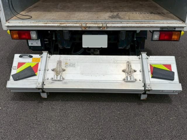 Hino DUTRO 2022-03 7306664-25