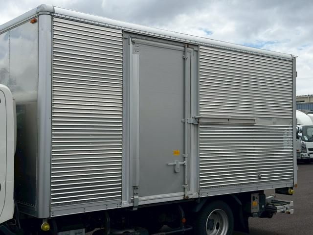 Hino DUTRO 2022-03 7306664-6