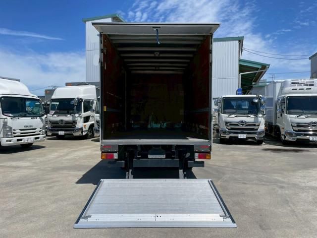 Hino DUTRO 2018-01 7306667-12