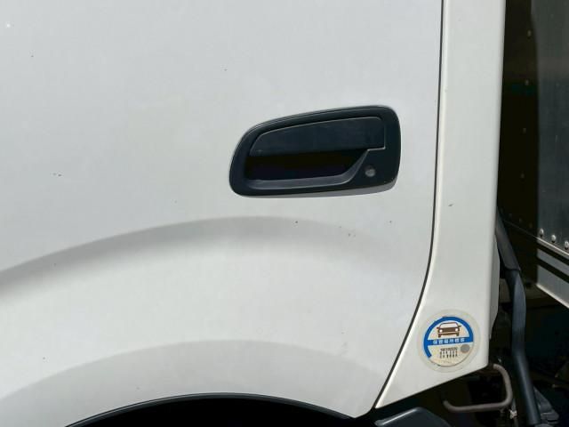 Hino DUTRO 2018-01 7306667-15