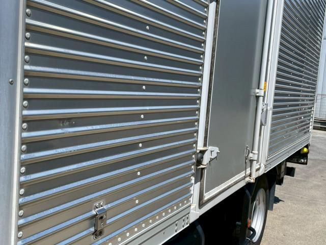 Hino DUTRO 2018-01 7306667-16