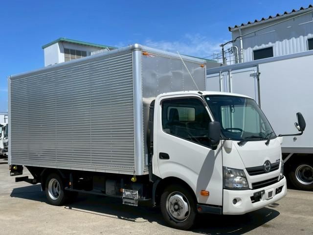 Hino DUTRO 2018-01 7306667-2