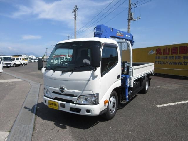 Hino DUTRO 2022-03 7306663-0