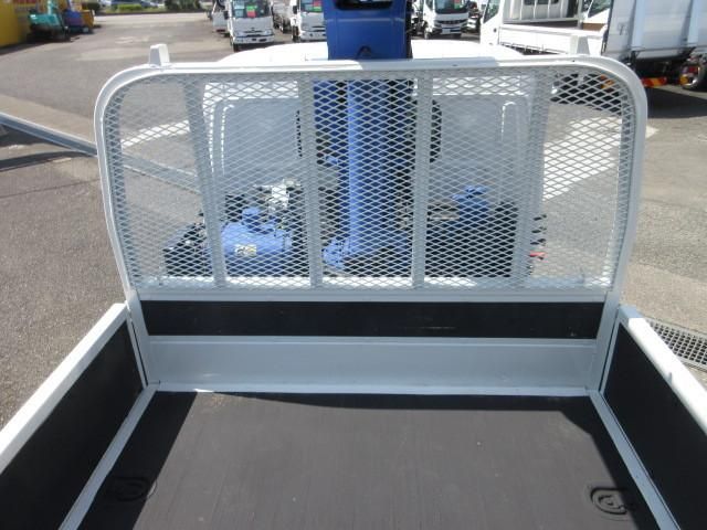 Hino DUTRO 2022-03 7306663-9