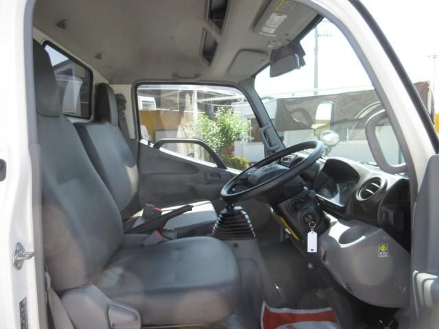 Hino DUTRO 2022-03 7306663-12