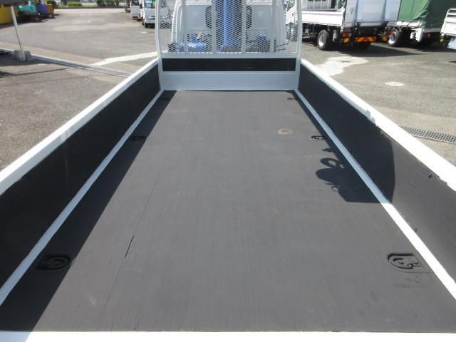 Hino DUTRO 2022-03 7306663-8