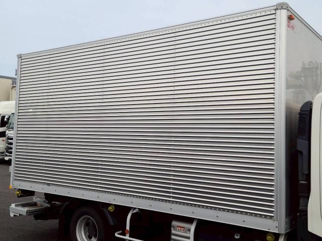 Hino DUTRO 2021-05 7306665-9