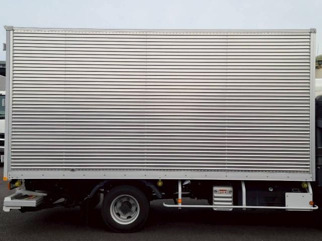 Hino DUTRO 2021-05 7306665-10