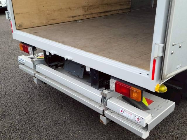 Hino DUTRO 2021-05 7306665-16
