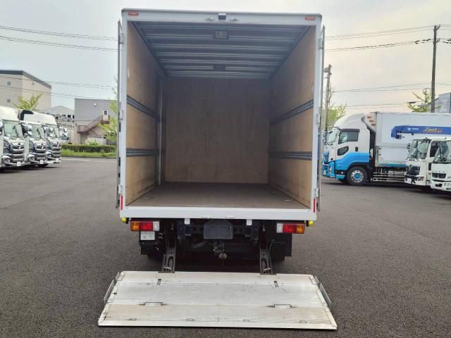 Hino DUTRO 2021-05 7306665-17