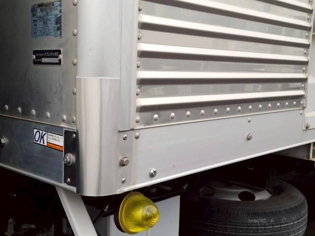 Hino DUTRO 2021-05 7306665-22