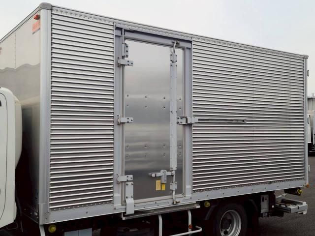 Hino DUTRO 2021-05 7306665-6