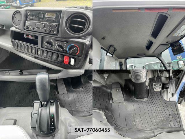 Hino DUTRO 2017-11 7326801-22