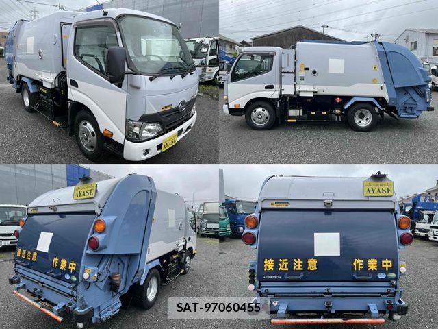 Hino DUTRO 2017-11 7326801-4