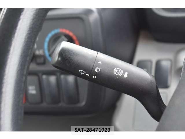 Hino DUTRO 2016-08 7326806-12