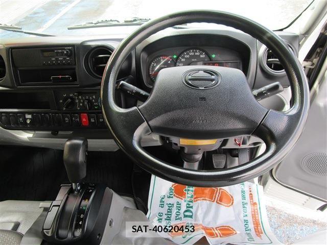 Hino DUTRO 2013-12 7326802-9