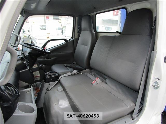 Hino DUTRO 2013-12 7326802-14