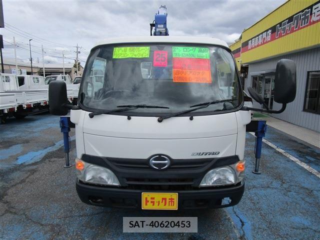 Hino DUTRO 2013-12 7326802-1