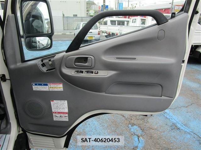 Hino DUTRO 2013-12 7326802-20