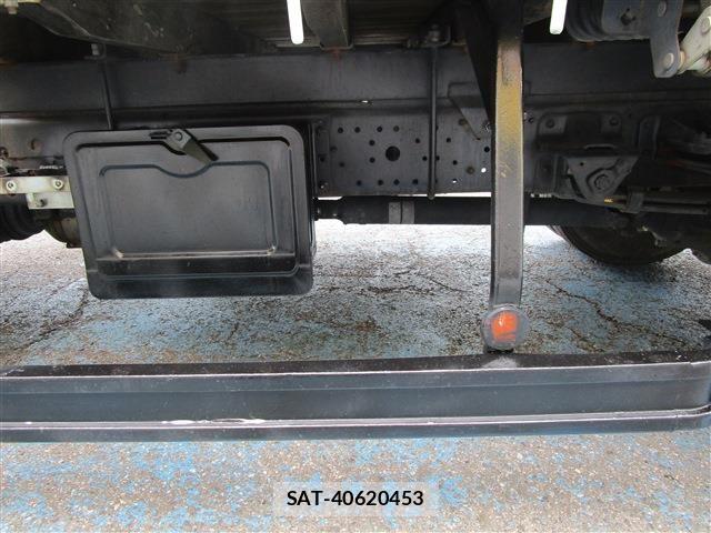 Hino DUTRO 2013-12 7326802-29