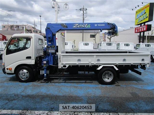 Hino DUTRO 2013-12 7326802-3