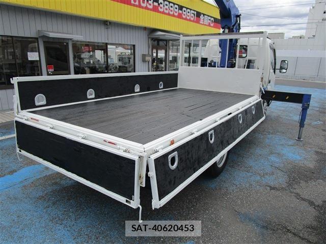 Hino DUTRO 2013-12 7326802-6