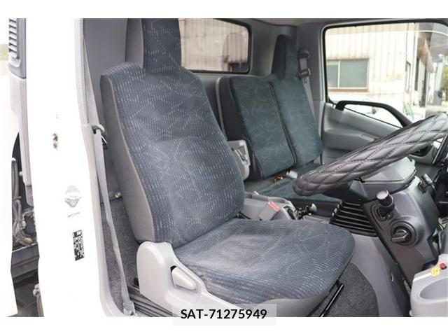 Hino DUTRO 2021-03 7326803-26