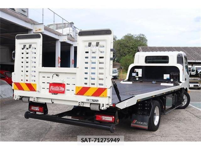 Hino DUTRO 2021-03 7326803-2