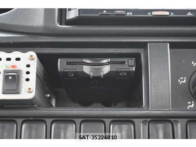 Hino DUTRO 2012-09 7326804-18