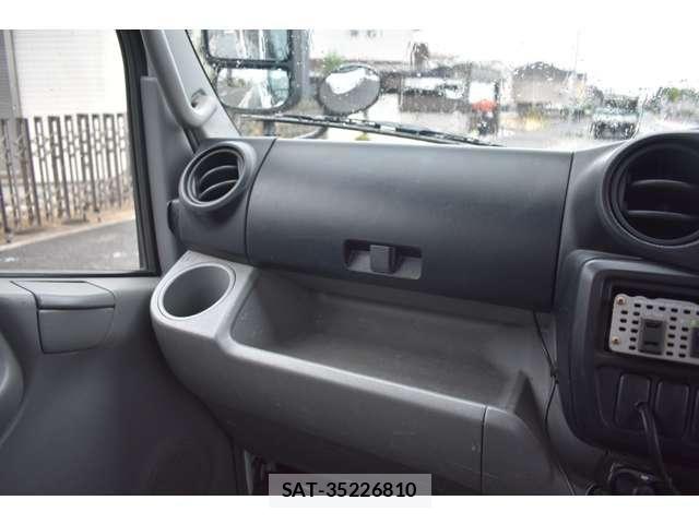 Hino DUTRO 2012-09 7326804-26
