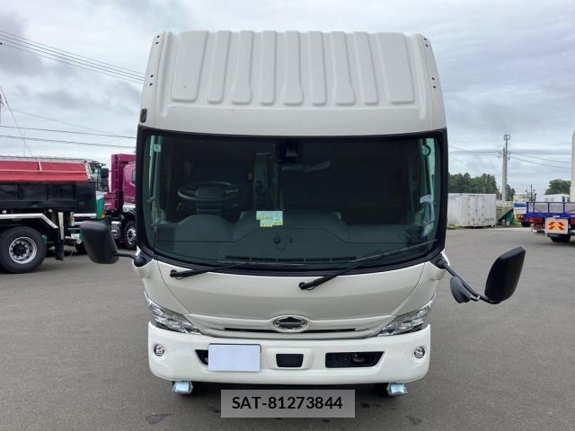 Hino DUTRO 2025-05 7357580-21