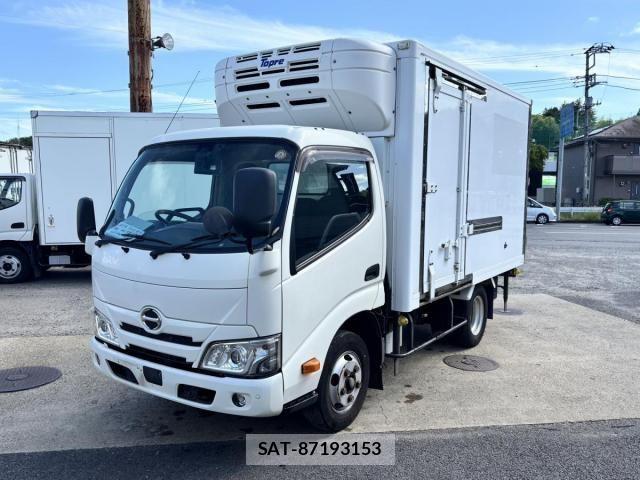 Hino DUTRO 2020-02 7357592-0