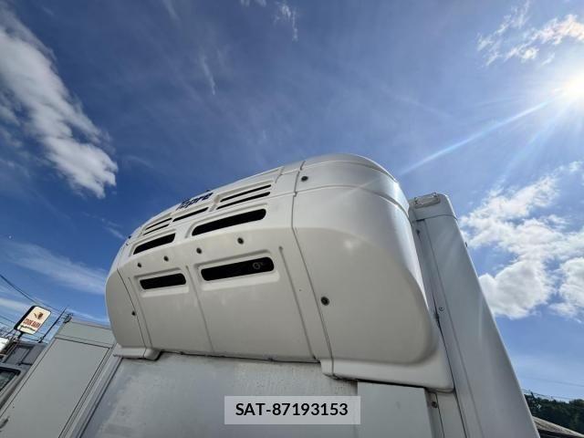 Hino DUTRO 2020-02 7357592-20