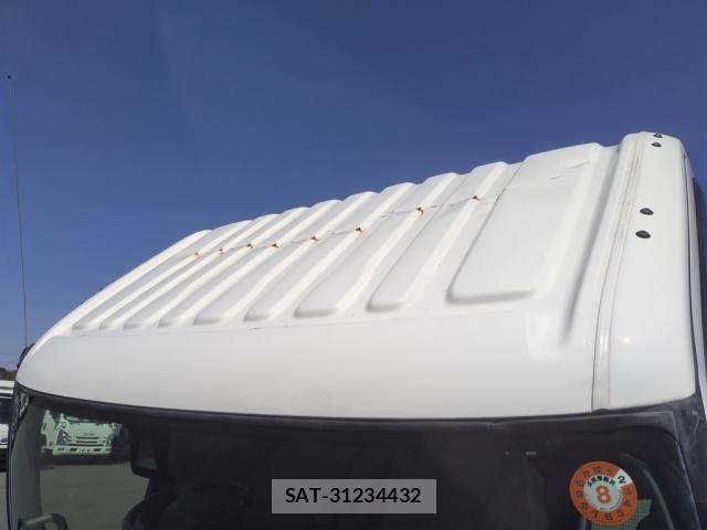 Hino DUTRO 2019-08 7357578-19