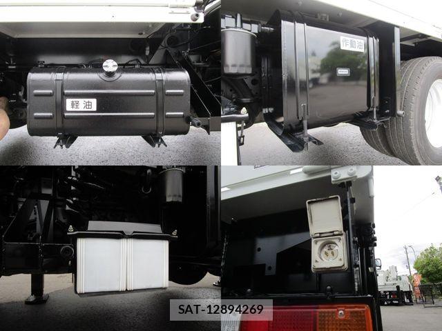 Hino DUTRO 2017-12 7357586-17