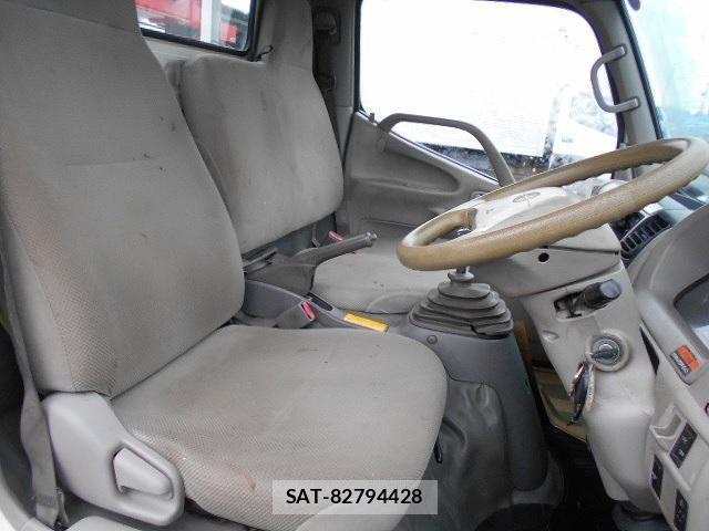 Hino DUTRO 2007-02 7357589-11