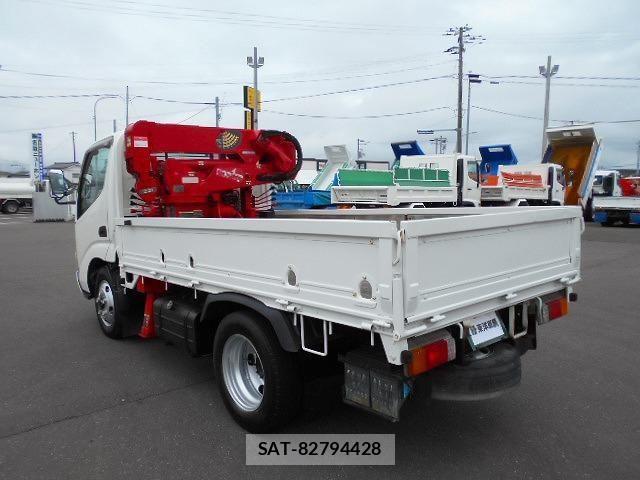 Hino DUTRO 2007-02 7357589-3