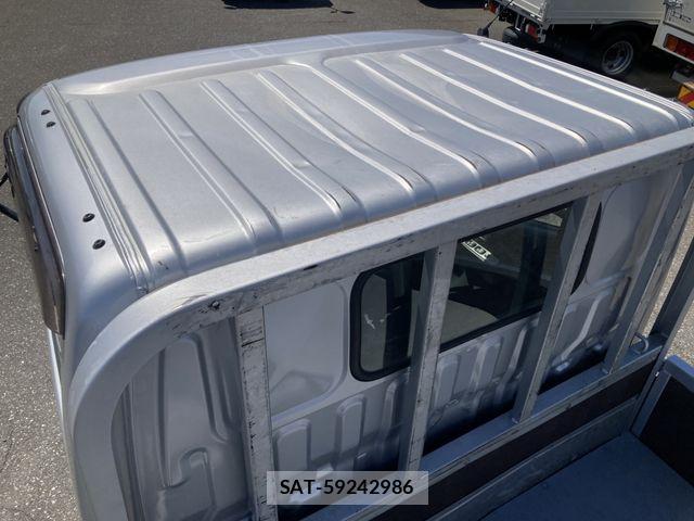 Hino DUTRO 2019-05 7357591-13