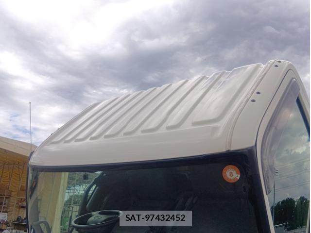 Hino DUTRO 2019-04 7357588-12