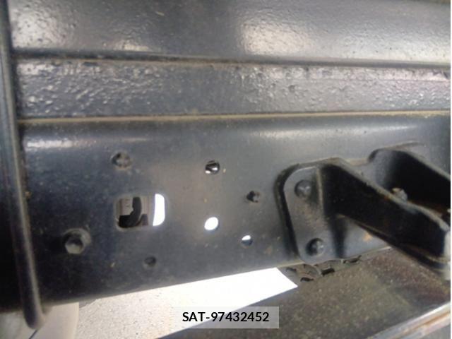 Hino DUTRO 2019-04 7357588-7